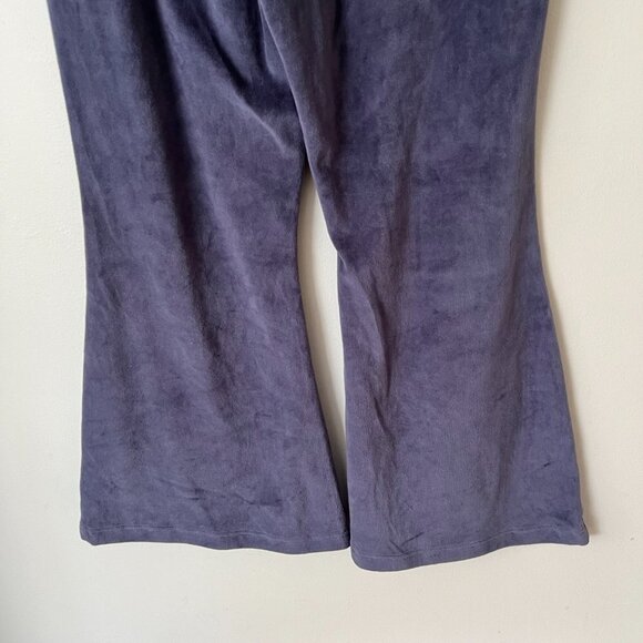 aerie Purple Velour Flare Lounge Pants Women's Size Medium Short - Picture 7 of 8